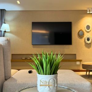 Apartamento com 180m², 3 dormitórios, 1 suíte, 2 vagas no Debret em Torres para Comprar