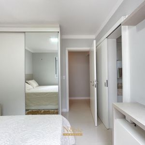 Apartamento com 124m², 3 dormitórios, 3 suítes, 2 vagas no Lê Classic em Torres para Comprar