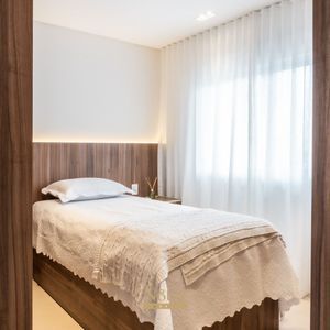 Apartamento com 109m², 3 dormitórios, 1 suíte, 2 vagas no San Pietro em Torres para Comprar