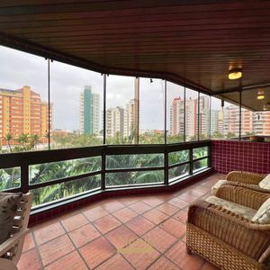 Apartamento com 180m², 4 dormitórios, 2 suítes, 2 vagas no Porto do Sol em Torres para Comprar