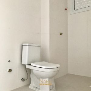 Apartamento com 130m², 3 dormitórios, 1 suíte, 2 vagas no Monterrey em Torres para Comprar