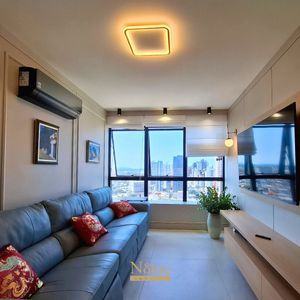 Apartamento com 76m², 2 dormitórios, 1 suíte, 2 vagas no Vesta em Torres para Comprar