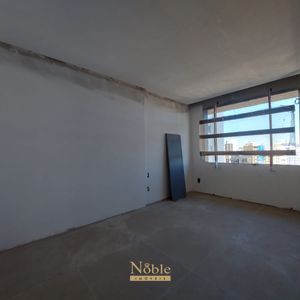 Apartamento com 130m², 4 dormitórios, 4 suítes, 2 vagas no Mirage em Torres para Comprar