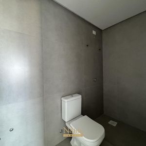 Apartamento com 102m², 3 dormitórios, 1 suíte, 2 vagas no Maui Residencial em Torres para Comprar