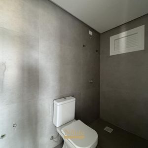 Apartamento com 102m², 3 dormitórios, 1 suíte, 2 vagas no Maui Residencial em Torres para Comprar