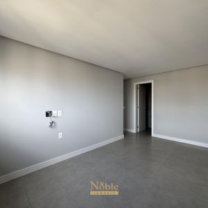 Apartamento com 102m², 3 dormitórios, 1 suíte, 2 vagas no Maui Residencial em Torres para Comprar
