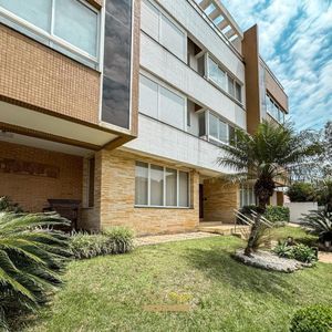 Apartamento com 255m², 3 dormitórios, 1 suíte, 2 vagas no Riviere em Torres para Comprar