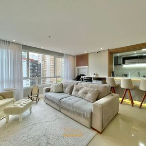 Apartamento com 120m², 3 dormitórios, 1 suíte, 2 vagas no Michelângelo em Torres para Comprar