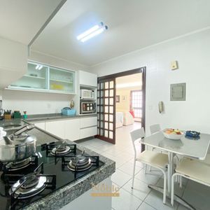Apartamento com 104m², 3 dormitórios, 1 suíte, 1 vaga no Caribe em Torres para Comprar
