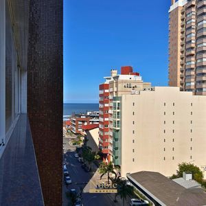 Apartamento com 86m², 2 dormitórios, 1 suíte, 2 vagas no Mônaco em Torres para Comprar