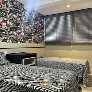 Apartamento com 85m², 2 dormitórios, 1 suíte, 1 vaga no Arca em Torres para Comprar