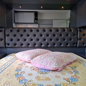 Apartamento com 72m², 2 dormitórios, 1 suíte, 2 vagas no San Pietro em Torres para Comprar