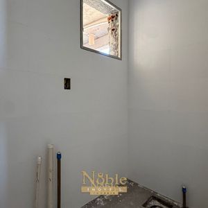 Apartamento com 108m², 3 dormitórios, 1 suíte, 2 vagas no Sun Haus em Torres para Comprar