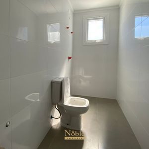 Apartamento com 84m², 2 dormitórios, 1 suíte, 1 vaga no Residencial Acrópole em Torres para Comprar