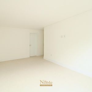 Apartamento com 130m², 3 dormitórios, 1 suíte, 2 vagas no Monterrey em Torres para Comprar