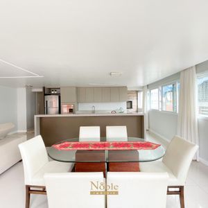 Apartamento com 124m², 3 dormitórios, 3 suítes, 2 vagas no Lê Classic em Torres para Comprar