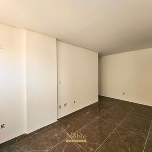 Apartamento com 119m², 3 dormitórios, 3 suítes, 2 vagas no La Vistara em Torres para Comprar