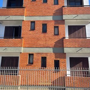 Apartamento com 140m², 3 dormitórios, 1 suíte, 1 vaga no Edificio Clezar em Torres para Comprar