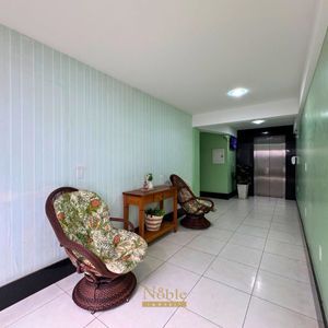 Apartamento com 91m², 2 dormitórios, 1 suíte, 1 vaga no Ed. Fenix Center em Torres para Comprar