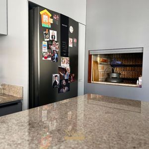 Apartamento com 92m², 3 dormitórios, 1 suíte, 2 vagas no Più Belle Residencial em Torres para Comprar