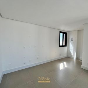 Apartamento com 108m², 3 dormitórios, 3 suítes, 2 vagas no Urban em Torres para Comprar