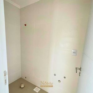 Apartamento com 212m², 4 dormitórios, 4 suítes, 3 vagas no Golden Tower em Torres para Comprar