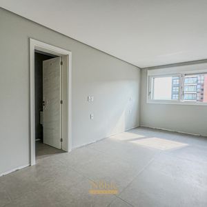 Apartamento com 114m², 3 dormitórios, 1 suíte, 1 vaga no Titanium em Torres para Comprar
