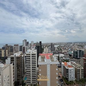 Apartamento com 102m², 3 dormitórios, 1 suíte, 2 vagas no Maui Residencial em Torres para Comprar