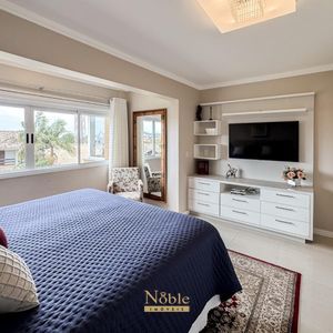 Apartamento com 255m², 3 dormitórios, 1 suíte, 2 vagas no Riviere em Torres para Comprar