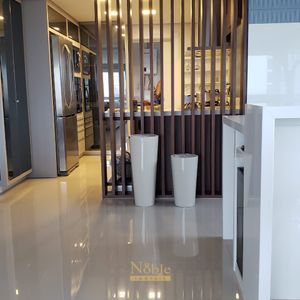 Apartamento, 4 dormitórios, 4 suítes, 2 vagas no Golden Tower em Torres para Comprar