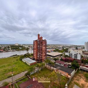 Apartamento com 91m², 2 dormitórios, 2 suítes, 2 vagas no Toronto em Torres para Comprar