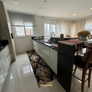 Apartamento com 130m², 3 dormitórios, 1 suíte, 2 vagas no Caravaggio em Torres para Comprar