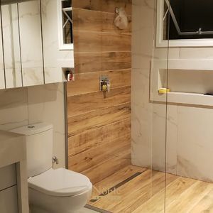 Apartamento, 4 dormitórios, 4 suítes, 2 vagas no Golden Tower em Torres para Comprar