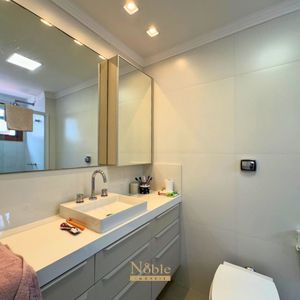 Apartamento com 161m², 4 dormitórios, 4 suítes, 2 vagas no Mare Blu em Torres para Comprar