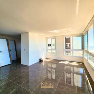 Apartamento com 119m², 3 dormitórios, 3 suítes, 2 vagas no La Vistara em Torres para Comprar