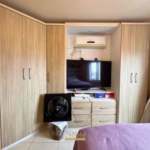 Apartamento com 91m², 2 dormitórios, 1 suíte, 1 vaga no Ed. Fenix Center em Torres para Comprar