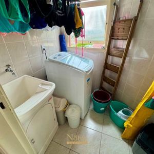 Apartamento com 65m², 2 dormitórios, 1 vaga no Edifício Porto Seguro em Torres para Comprar