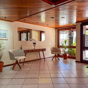 Apartamento com 153m², 4 dormitórios, 1 suíte, 1 vaga no Monte Carlo em Torres para Comprar