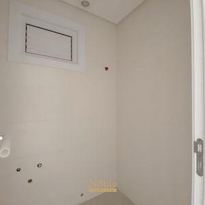 Apartamento com 130m², 3 dormitórios, 1 suíte, 2 vagas no Monterrey em Torres para Comprar