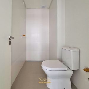 Apartamento com 142m², 3 dormitórios, 3 suítes, 2 vagas no Voga em Torres para Comprar