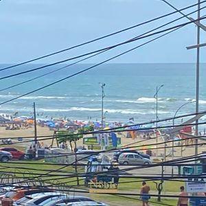 Apartamento com 269m², 4 dormitórios, 3 suítes, 2 vagas no Edificio Santa Helena em Torres para Comprar