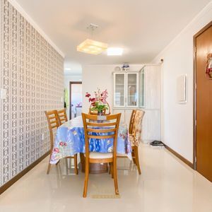 Apartamento com 95m², 3 dormitórios, 1 suíte, 2 vagas no Riverside em Torres para Comprar