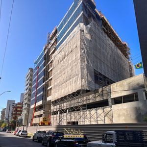 Apartamento com 130m², 4 dormitórios, 4 suítes, 2 vagas no Mirage em Torres para Comprar