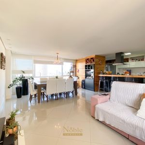 Apartamento com 120m², 4 dormitórios, 1 suíte, 2 vagas no Michelângelo em Torres para Comprar