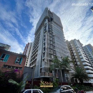 Apartamento com 165m², 3 dormitórios, 3 suítes, 3 vagas no Vanguard em Torres para Comprar
