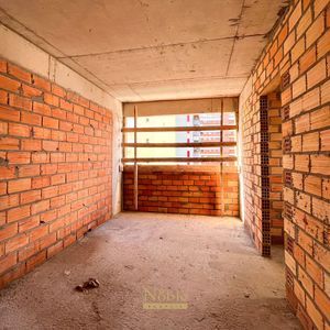 Apartamento com 80m², 2 dormitórios, 1 suíte, 1 vaga no Opportunity em Torres para Comprar