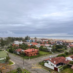 Apartamento com 150m², 3 dormitórios, 1 suíte, 2 vagas no Pousada do Sol em Torres para Comprar