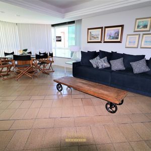 Apartamento com 263m², 4 dormitórios, 4 suítes, 4 vagas no Neptuno em Torres para Comprar