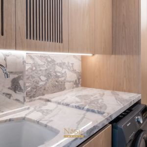 Apartamento com 109m², 3 dormitórios, 1 suíte, 2 vagas no San Pietro em Torres para Comprar