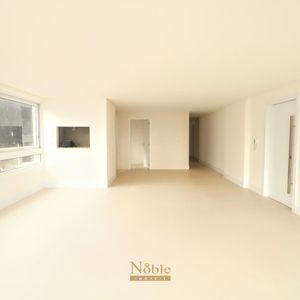 Apartamento com 130m², 3 dormitórios, 1 suíte, 2 vagas no Monterrey em Torres para Comprar